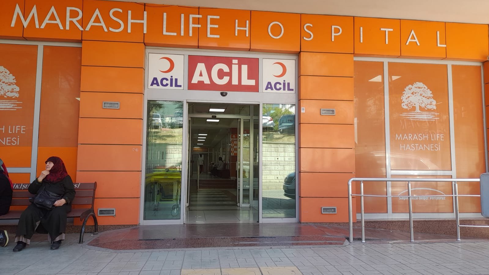 Kahramanmaraş Marash Life Hastanesi acil girişi